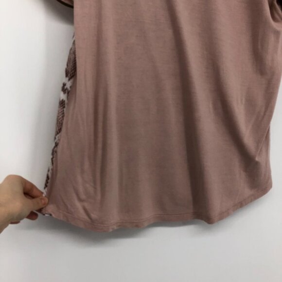 Joe Fresh pale  pink brown snakeskin print pocket t-shirt - Picture 14 of 14